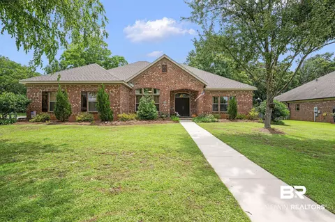 213 Falls Creek St, Fairhope, AL 36532
