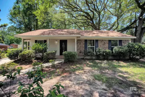 505 Pecan Dr, Daphne, AL 36526