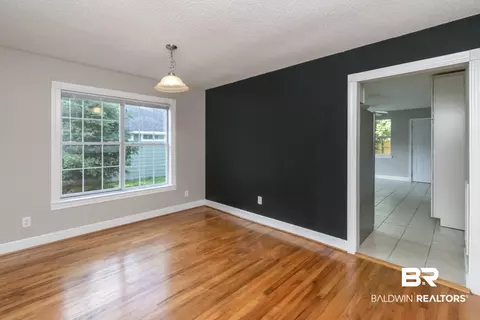 55 S Bishop Ln, Mobile, AL 36608 photo 4