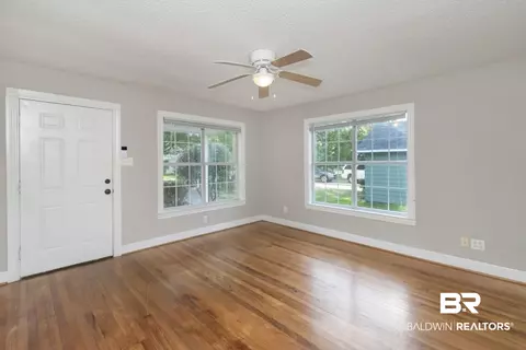 55 S Bishop Ln, Mobile, AL 36608 photo 2