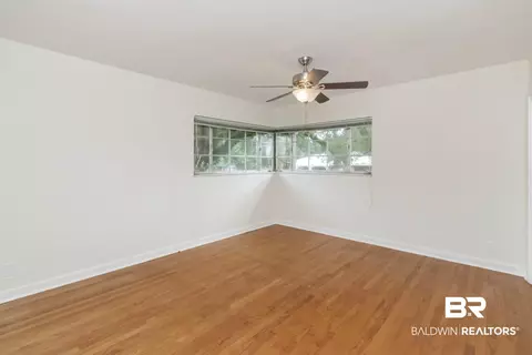251 Irvine Rd, Mobile, AL 36606 photo 11