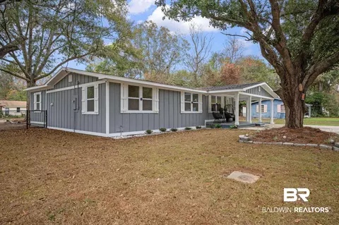 106 Banyan St, Bay Minette, AL 36507