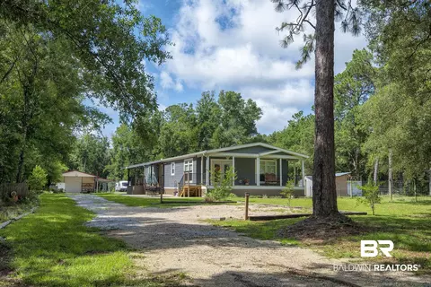 33732 Sunset Dr, Lillian, AL 36549