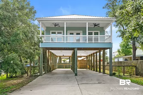 5434 Armadillo Ave, Orange Beach, AL 36561