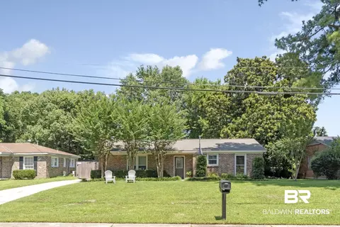 505 E Barksdale Dr, Mobile, AL 36606