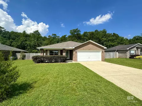 1810 Bay St, Foley, AL 36535
