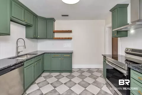 359 Tuttle Ave, Mobile, AL 36604 photo 3