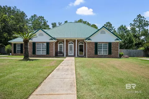 16425 S Gaineswood Dr, Fairhope, AL 36532