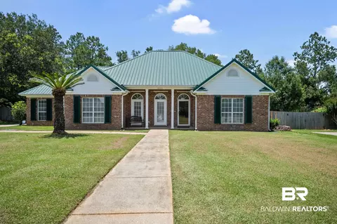 16425 S Gaineswood Dr, Fairhope, AL 36532