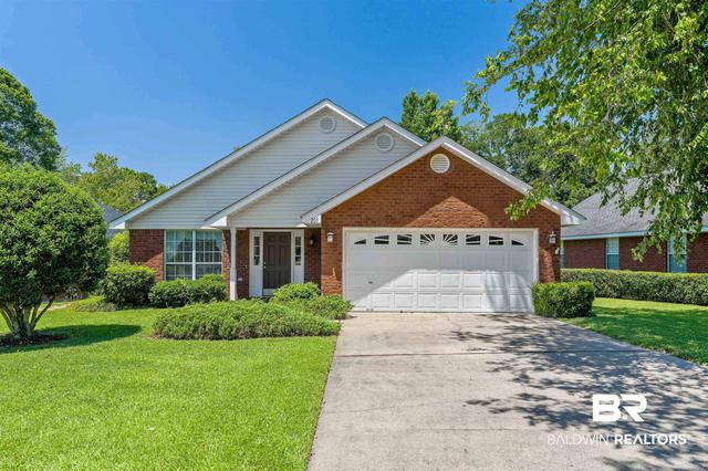 205 Spring Lake Dr, Fairhope, AL 36532