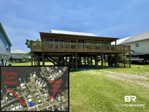 704 Pine Ln, Gulf Shores, AL 36542