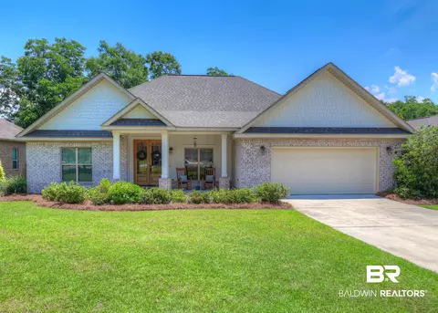 21438 Roundhouse Rd, Fairhope, AL 36532