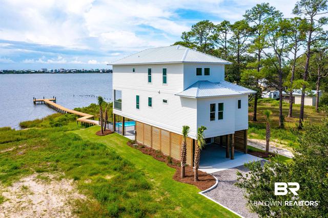 1165 Water Oaks Cir, Gulf Shores, AL 36542