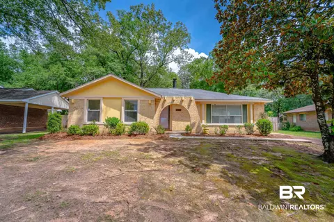 1808 Southampton Way, Mobile, AL 36618
