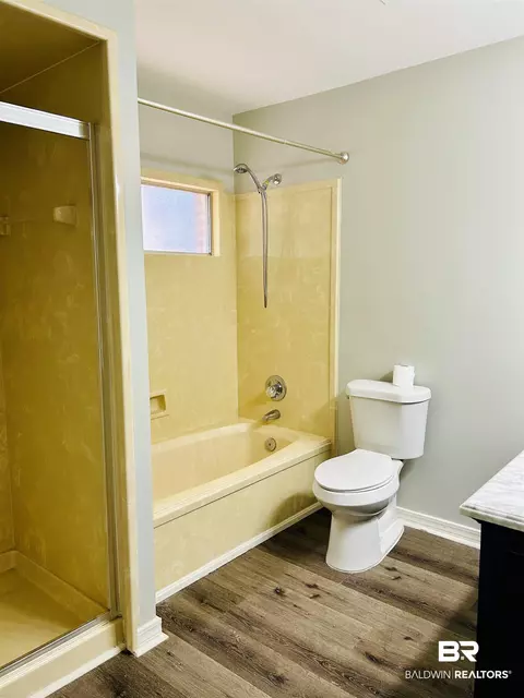 910 Cottage Hill Ave, Mobile, AL 36693 photo 3