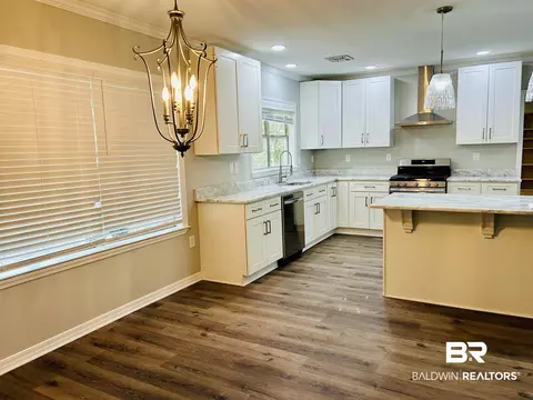 910 Cottage Hill Ave, Mobile, AL 36693 photo 31