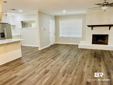 910 Cottage Hill Ave, Mobile, AL 36693 photo 9