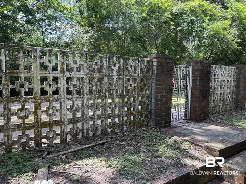 910 Cottage Hill Ave, Mobile, AL 36693 photo 17