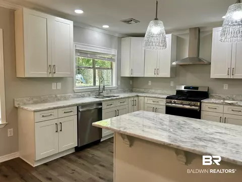 910 Cottage Hill Ave, Mobile, AL 36693 photo 16