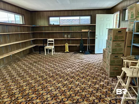 910 Cottage Hill Ave, Mobile, AL 36693 photo 12