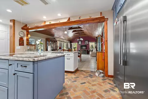 22969 River Rd S, Daphne, AL 36526 photo 9