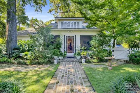 103 North Ave, Fairhope, AL 36532