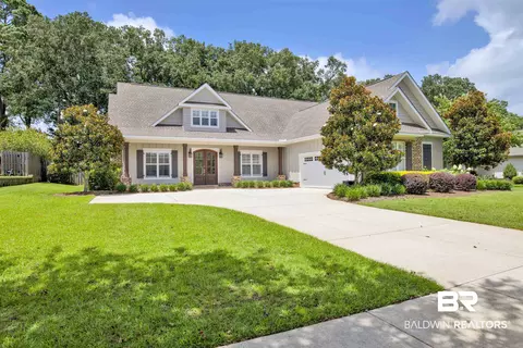 131 Sedgefield Ave, Fairhope, AL 36532