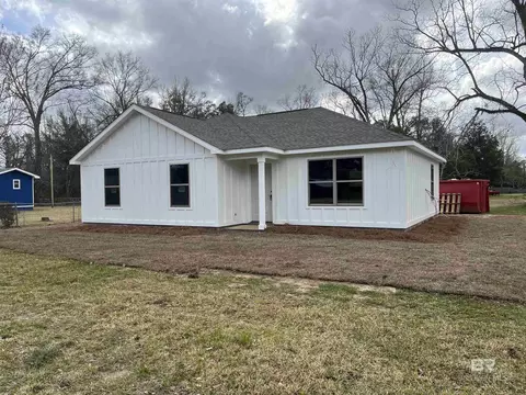 1221 W 7th St, Bay Minette, AL 36507