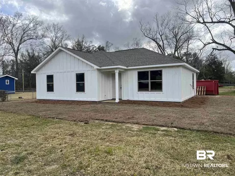 1221 W 7th St, Bay Minette, AL 36507