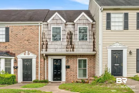 134 Du Rhu Dr #C, Mobile, AL 36608