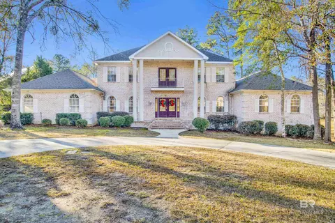 606 Northshore Dr, Bay Minette, AL 36507