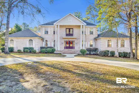 606 Northshore Dr, Bay Minette, AL 36507