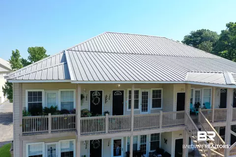 4 Yacht Club Dr #156, Daphne, AL 36526