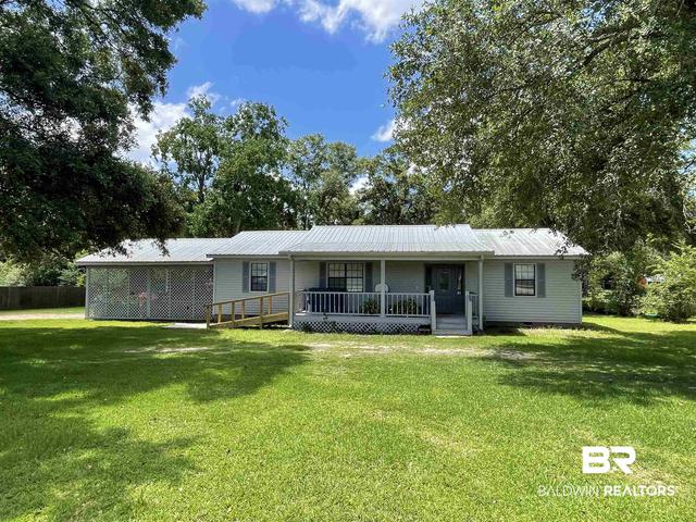 19820 Oakdale Ln, Robertsdale, AL 36567