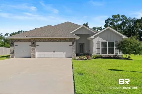 10939 Centipede Dr, Daphne, AL 36526