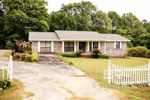250 Highway 164, Mcdavid, FL 32568