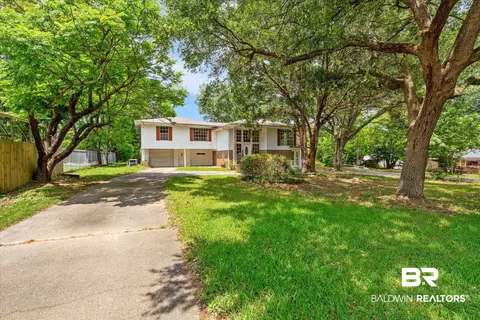 7250 Griffice Rd, Mobile, AL 36618 photo 2