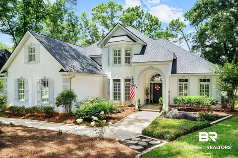 112 Mcintosh Bluff Rd, Fairhope, AL 36532
