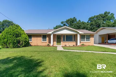 659 Grand Blvd, Chickasaw, AL 36611