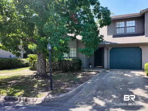 389 Clubhouse Dr #Y4, Gulf Shores, AL 36542