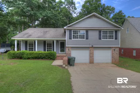 492 Ridgewood Dr, Daphne, AL 36526