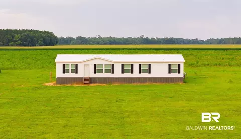 17724 Hansel Hodges Rd, Elberta, AL 36530