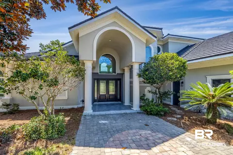 12 Bayside Ct, Gulf Shores, AL 36542