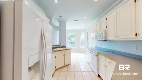 2813 E Kings Mill Dr, Mobile, AL 36693 photo 9