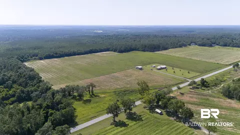 28575 County Road 87, Robertsdale, AL 36567