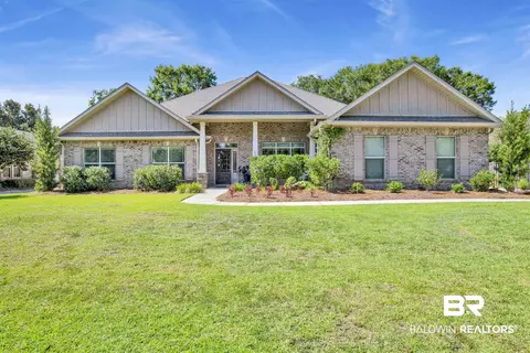 214 Belmont Ave, Fairhope, AL 36532