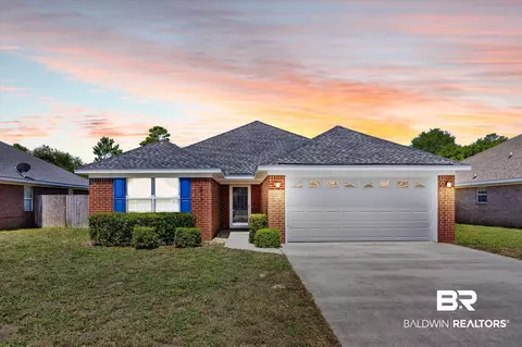1373 W Hardwood Dr, Gulf Shores, AL 36542