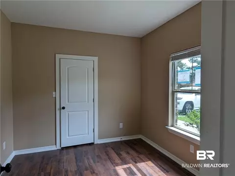 659 Bond St, Mobile, AL 36607 photo 8