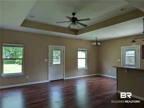 659 Bond St, Mobile, AL 36607 photo 3