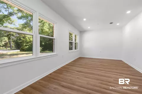 1201 Anchor Dr, Mobile, AL 36693 photo 4